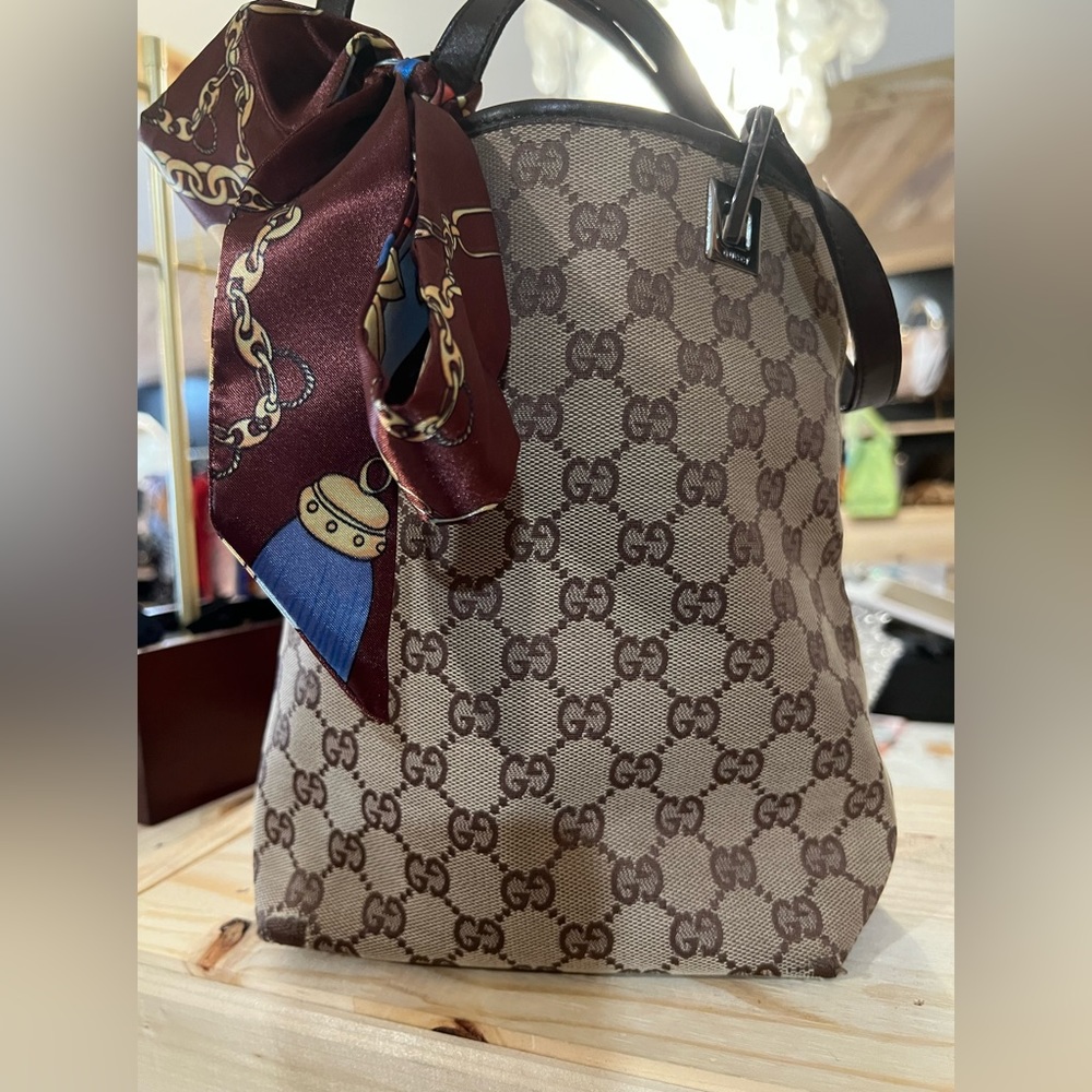 Gucci Vintage Bucket Bag